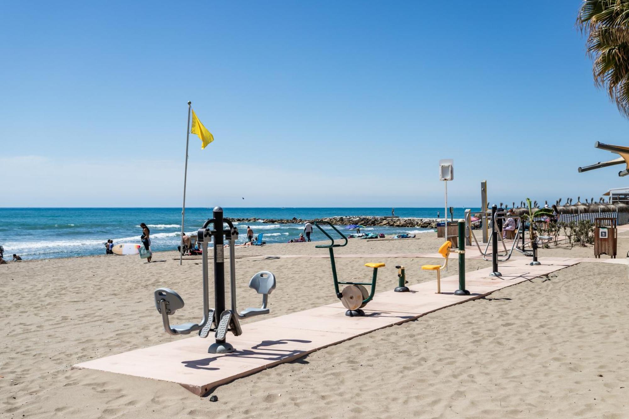 Buenavista Lifestyle By Sur Suites Фуэнхирола Экстерьер фото