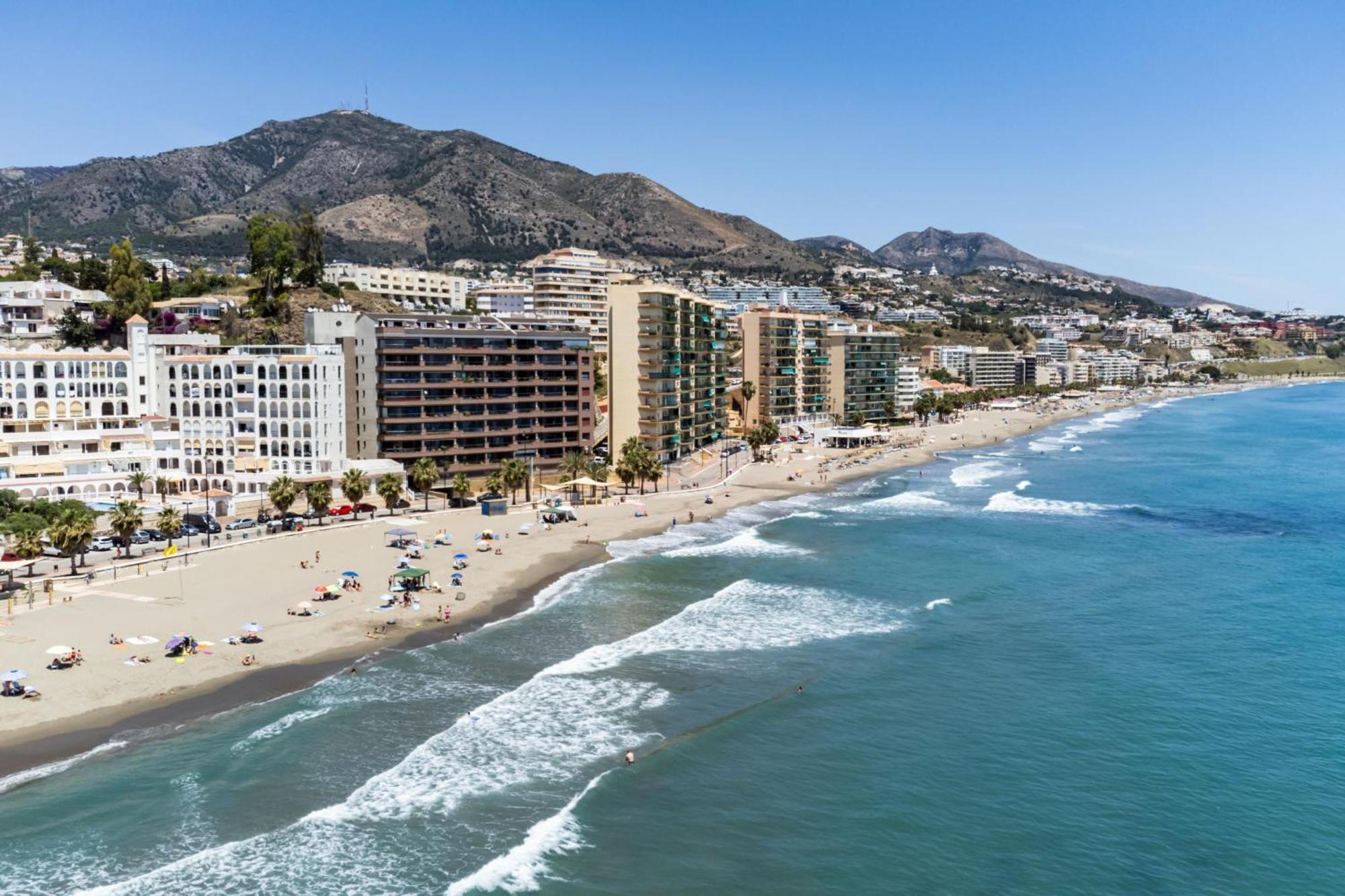 Buenavista Lifestyle By Sur Suites Фуэнхирола Экстерьер фото